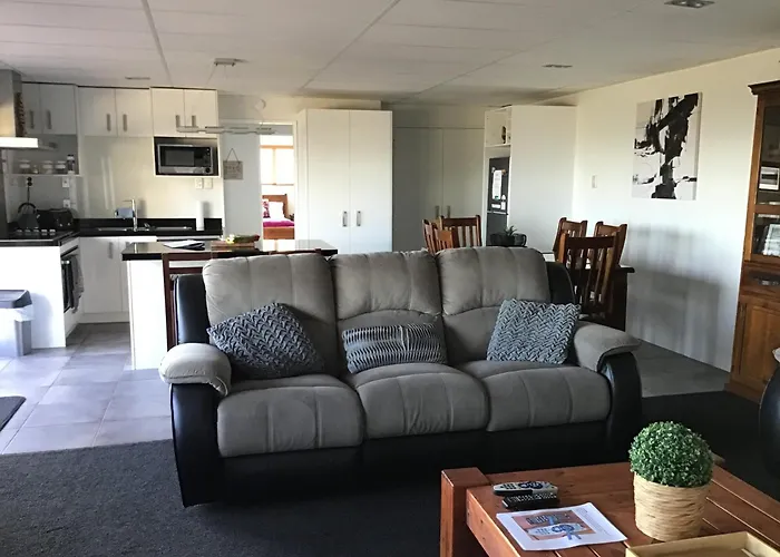 Serenity Views 4* Rotorua